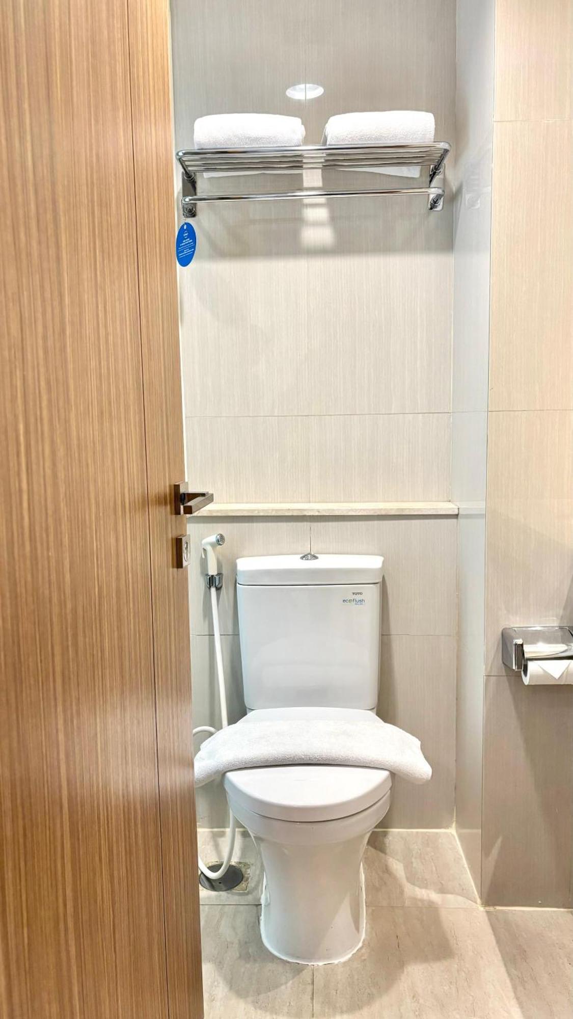 Cordela Senen Jakarta Exterior photo